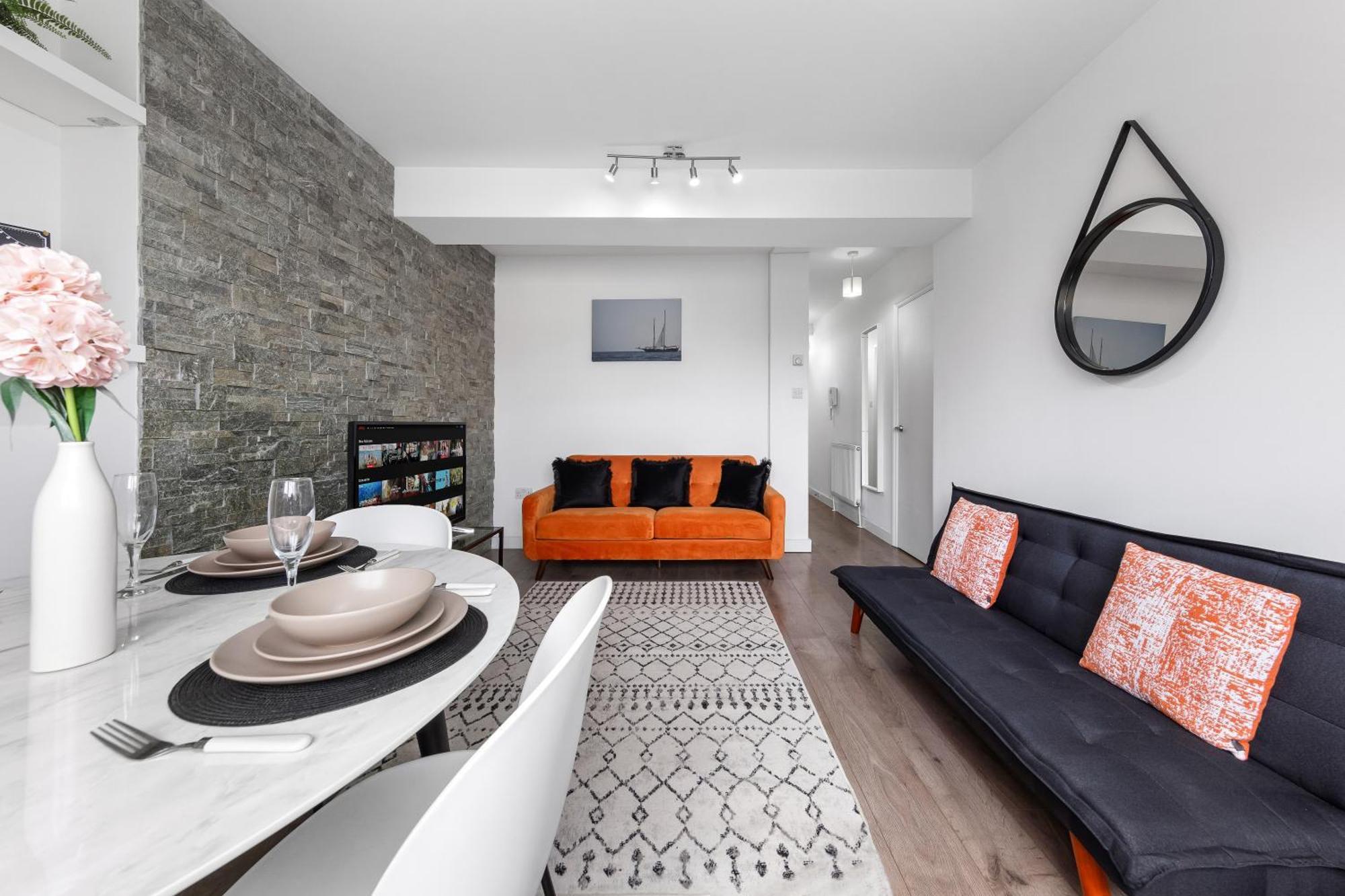 Central London Two Bedroom Serviced Apartment - Nine Elms Luxury Stay - Vauxhall & Westminster 외부 사진