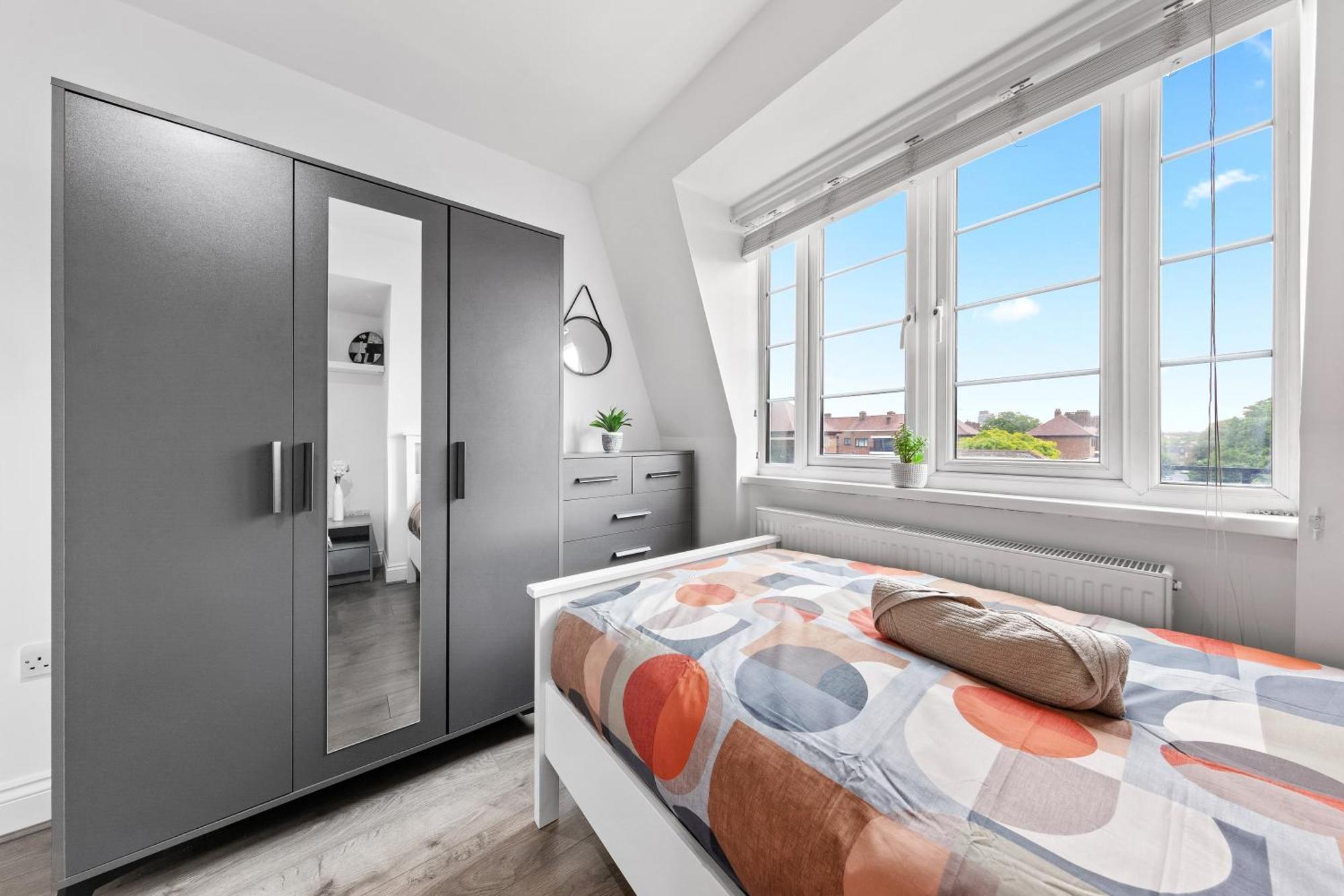Central London Two Bedroom Serviced Apartment - Nine Elms Luxury Stay - Vauxhall & Westminster 외부 사진
