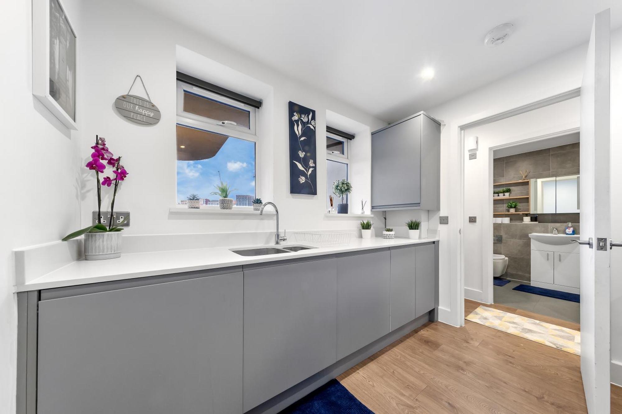 Central London Two Bedroom Serviced Apartment - Nine Elms Luxury Stay - Vauxhall & Westminster 외부 사진